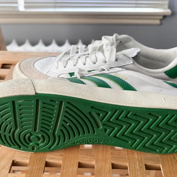 Adidas NORA skate shoes - Size 8M / 9.5W - Picture 3 of 6